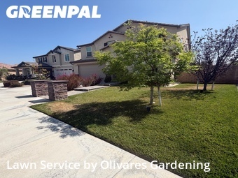 Lawn mowing work completed in Santa Clarita, CA