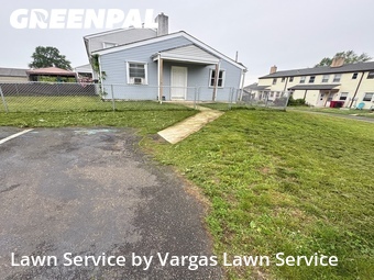 Lawn Cutting nearby Warminster Heights, PA, 