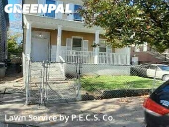 Grass Cut nearby Newark, NJ, 