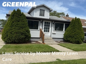 Lawn mowed in Roseville, 48066