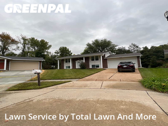 Lawn Mowing Service nearby Maryland Heights, IL, 
