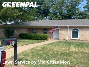 Yard Cuttingin Bedford,76021,Lawn Cutting by Mid Cities Mow, work completed in Dec , 2025