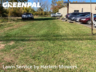 Lawn Mowing nearby Carlstadt, NY, 
