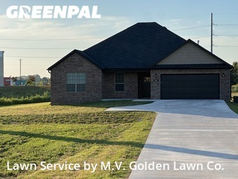 Lawn Mowing Service nearby Centerton, AR, 