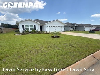 Lawn mowed in Pensacola, 32526