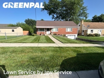 Yard Mowing nearby Cincinnati, OH, 