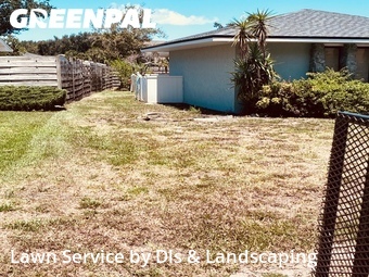 Lawn mowed in Bradenton, 34209