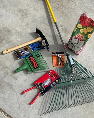 M-G Lawnmower Shop Photo 17