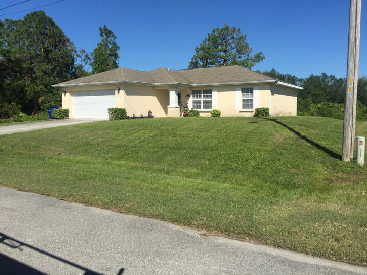 A+ Lawn & Landscapin Lawn Care Services in Lehigh Acres, FL