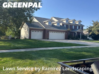 Lawn Mowing nearby West Des Moines, IA, 