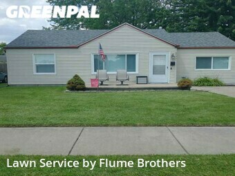 Lawn Mowing nearby Roseville, MI, 