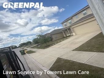 Lawn Cutting nearby Manor, TX, 