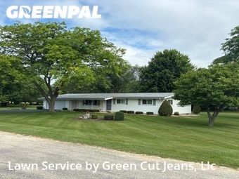 Lawn Care Service nearby Belvidere, IL, 
