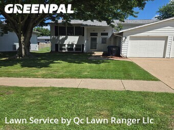 Lawn Care Service nearby Moline, IL, 