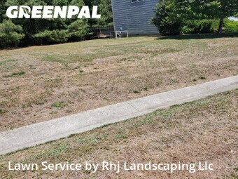 Grass Cut nearby Chester, VA, 