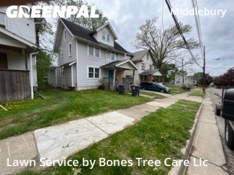 Lawn Mowing nearby Akron, OH, 