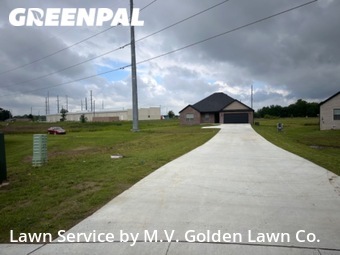 Grass Cutting nearby Centerton, AR, 