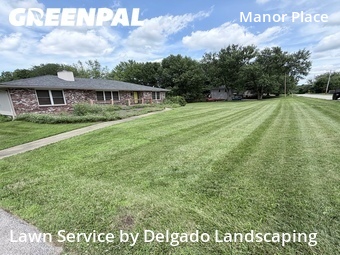 Lawn Mowing Service nearby Shawnee, KS, 