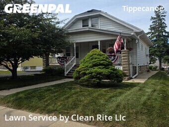 Lawn Care Service nearby Milwaukee, WI, 