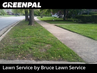 Lawn mowing work completed in Riverside, CA