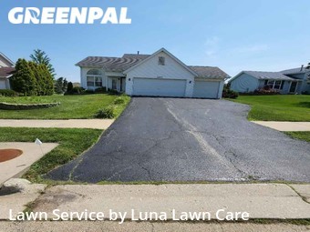 Lawn Service nearby Rockford, IL, 