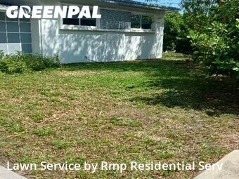 Lawn Mowing Service nearby Golden Glades, FL, 