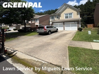 Yard Mowing nearby Fairburn, GA, 