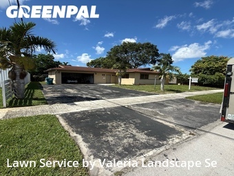 Lawn Maintenance nearby Miami Gardens, FL, 
