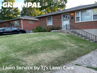 Lawn Mow nearby Berkeley, MO, 