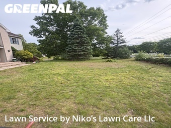 Yard Cutting nearby Windsor, CT, 