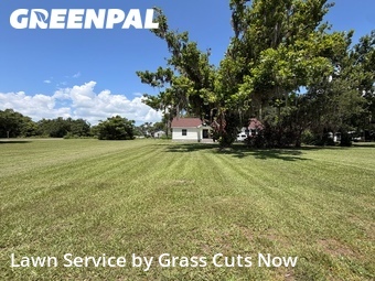 Grass Cutting nearby Center Hill, FL, 