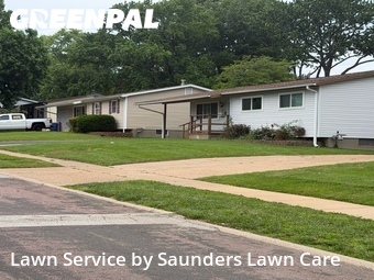 Lawn Mowing Service nearby Florissant, MO, 