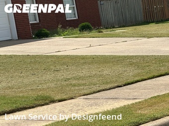 Lawn mowed in Lowell, 72745