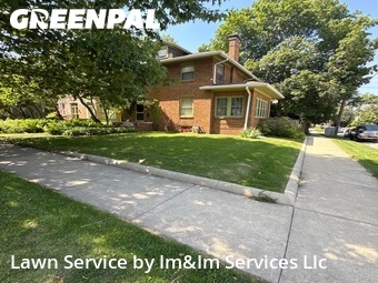 Grass Cutting nearby Bloomington, IL, 