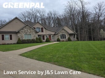 Lawn Care Service nearby Erie, PA, 