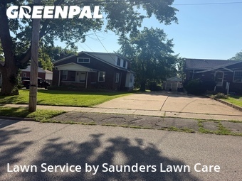 Lawn Cutting nearby Overland, MO, 