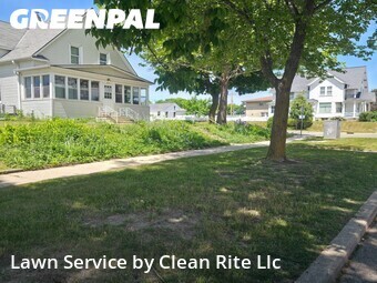 Yard Mowing nearby West Allis, WI, 