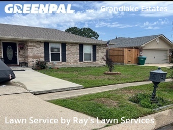 Lawn mowed in Kenner, 70065