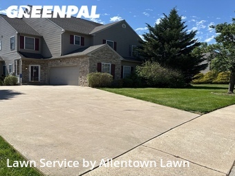 Grass Cutting nearby Breinigsville, PA, 