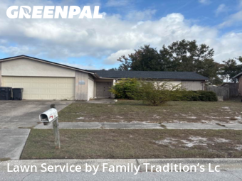 Yard Services in Brandon, 33511, Backyard Mowing by Family Tradition’s Lc, work completed in Dec , 2025