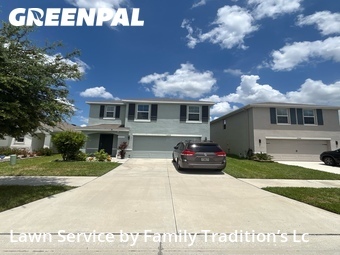 Lawn Mowing nearby Riverview, FL, 