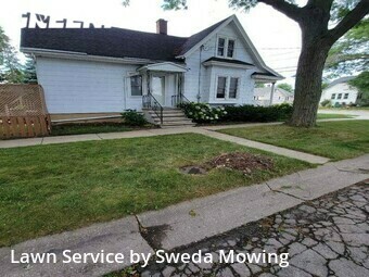 Lawn Care Service nearby Green Bay, WI, 