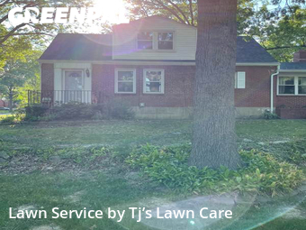 Lawn Care Service nearby Kirkwood, MO, 