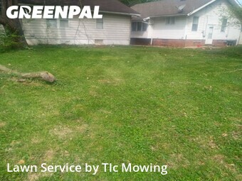 Lawn Mowing Service nearby Decatur, IL, 