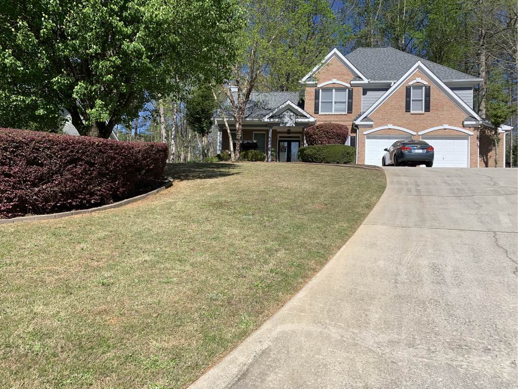 Kievs Cleaning Servi Lawn Care Services in Acworth, GA