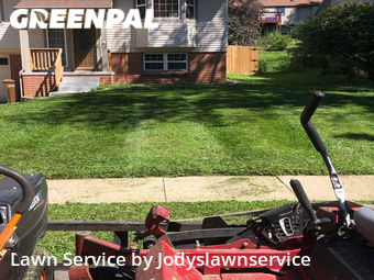 Lawn Mowing Service nearby Bellevue, NE, 
