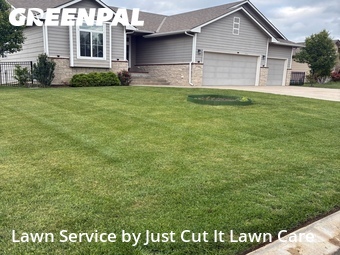 Lawn Mowing Service nearby Wichita, KS, 