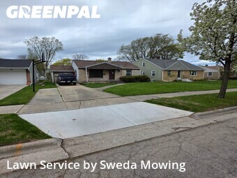 Grass Cutting nearby Green Bay, WI, 