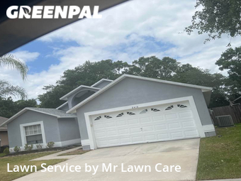 Lawn Care nearby Bloomingdale, FL, 