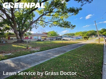 Lawn Mowing Service nearby Orlando, FL, 